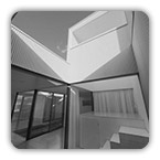 �������s T�@